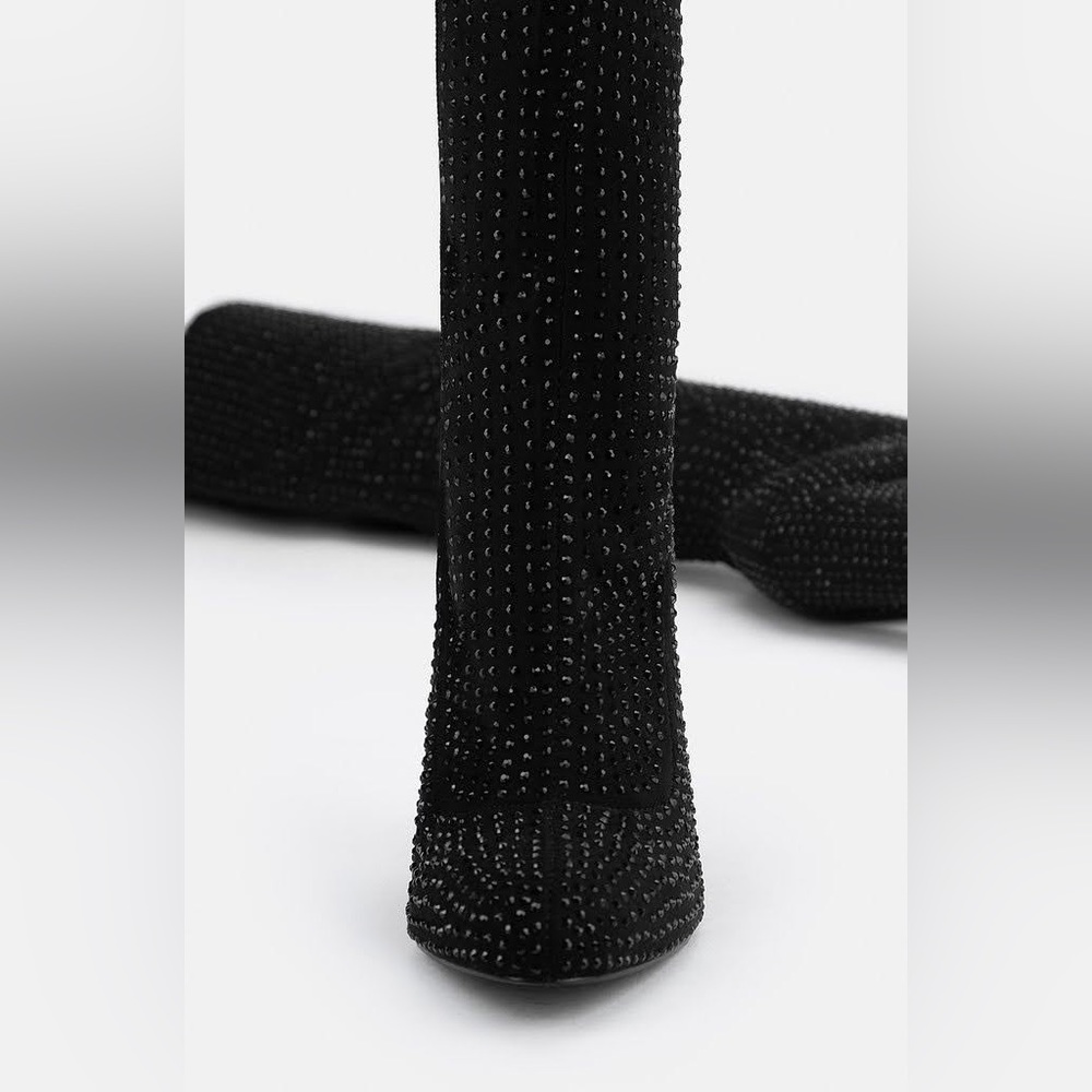 👢 - Picture 3 of 4